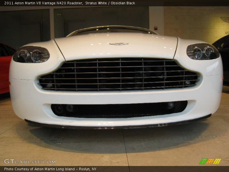 Stratus White / Obsidian Black 2011 Aston Martin V8 Vantage N420 Roadster