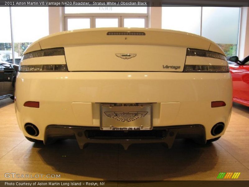  2011 V8 Vantage N420 Roadster Stratus White