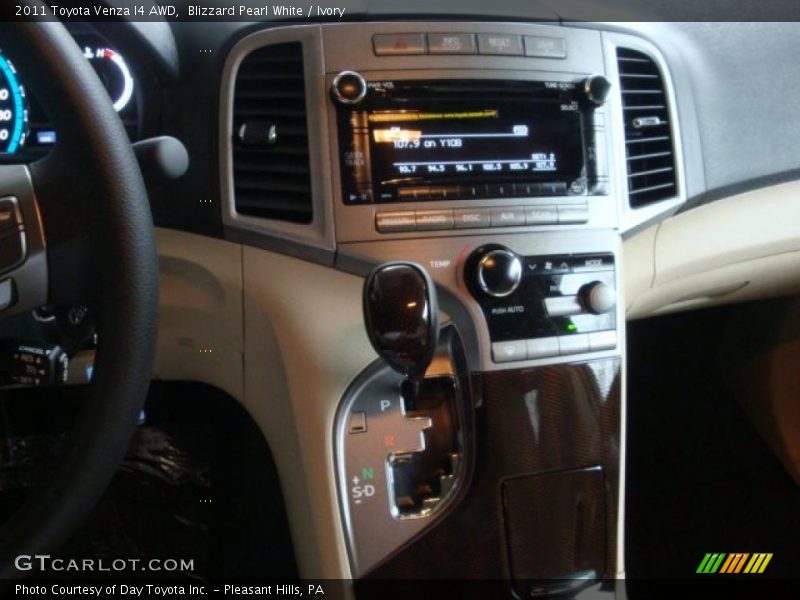 Blizzard Pearl White / Ivory 2011 Toyota Venza I4 AWD