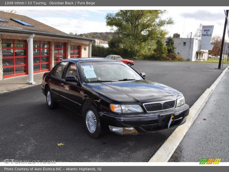 Obsidian Black / Pure Beige 1998 Infiniti I 30 Touring