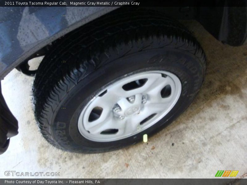 Magnetic Gray Metallic / Graphite Gray 2011 Toyota Tacoma Regular Cab