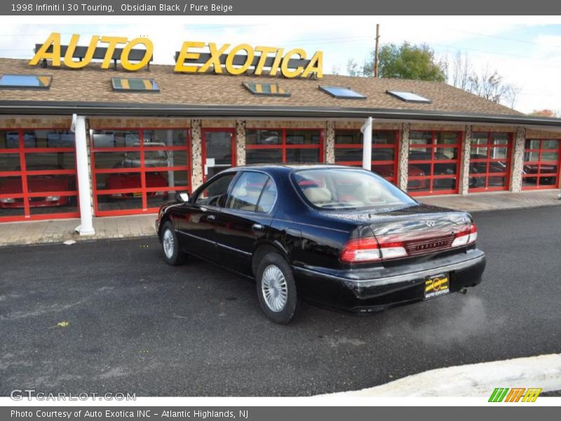 Obsidian Black / Pure Beige 1998 Infiniti I 30 Touring