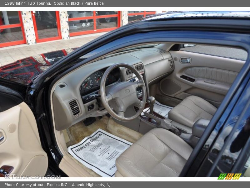 Obsidian Black / Pure Beige 1998 Infiniti I 30 Touring