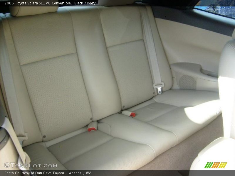 Black / Ivory 2006 Toyota Solara SLE V6 Convertible