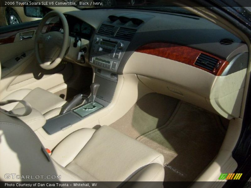 Black / Ivory 2006 Toyota Solara SLE V6 Convertible