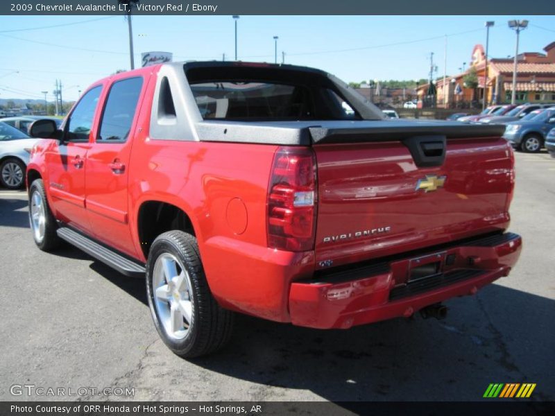 Victory Red / Ebony 2009 Chevrolet Avalanche LT