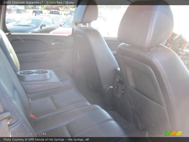 Victory Red / Ebony 2009 Chevrolet Avalanche LT