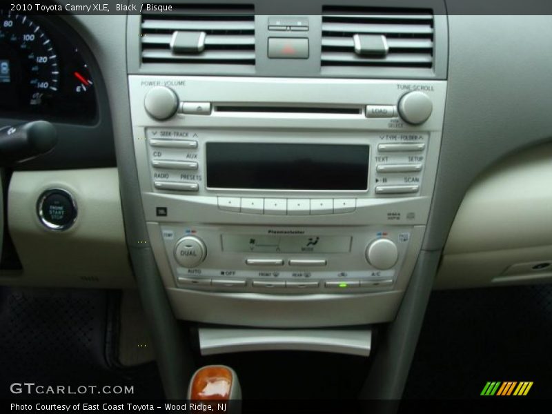 Black / Bisque 2010 Toyota Camry XLE