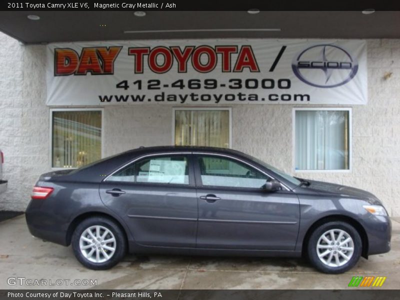 Magnetic Gray Metallic / Ash 2011 Toyota Camry XLE V6