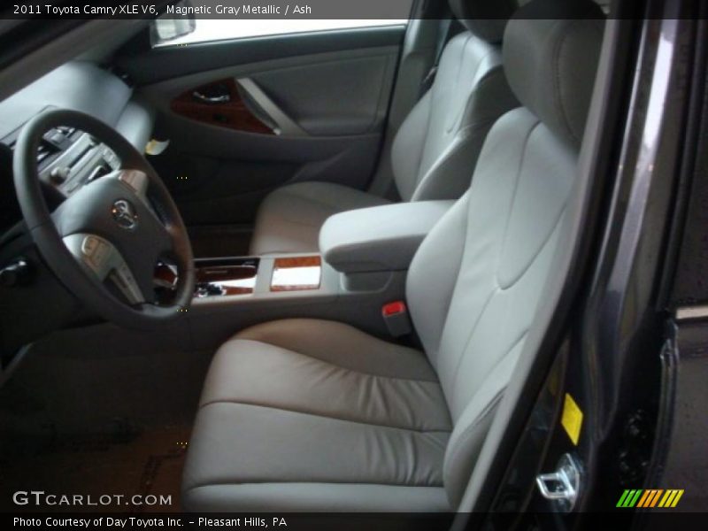 Magnetic Gray Metallic / Ash 2011 Toyota Camry XLE V6