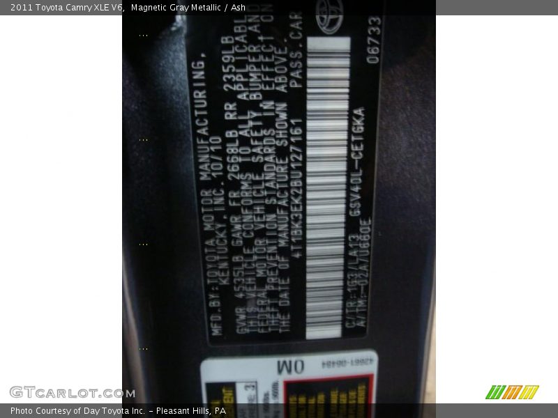 Magnetic Gray Metallic / Ash 2011 Toyota Camry XLE V6