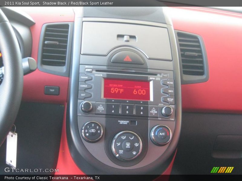 Dashboard of 2011 Soul Sport