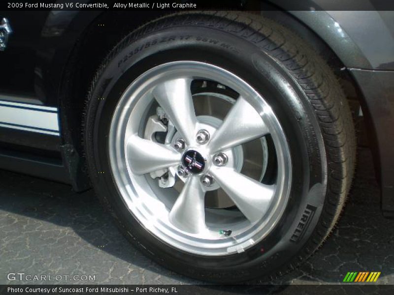 Alloy Metallic / Light Graphite 2009 Ford Mustang V6 Convertible