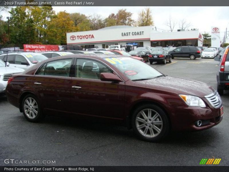 Cassis Red Pearl / Ivory 2009 Toyota Avalon Limited