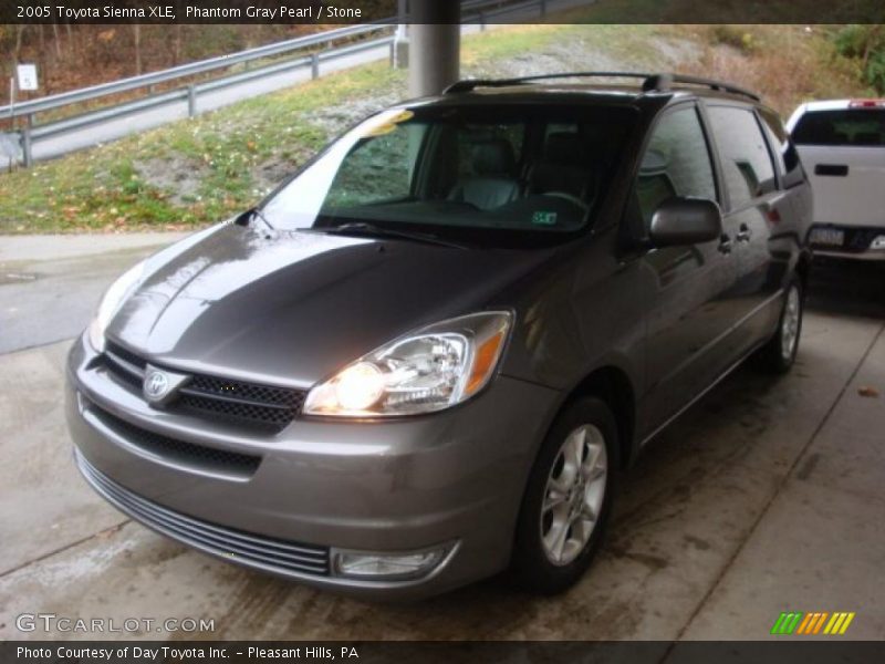 Phantom Gray Pearl / Stone 2005 Toyota Sienna XLE