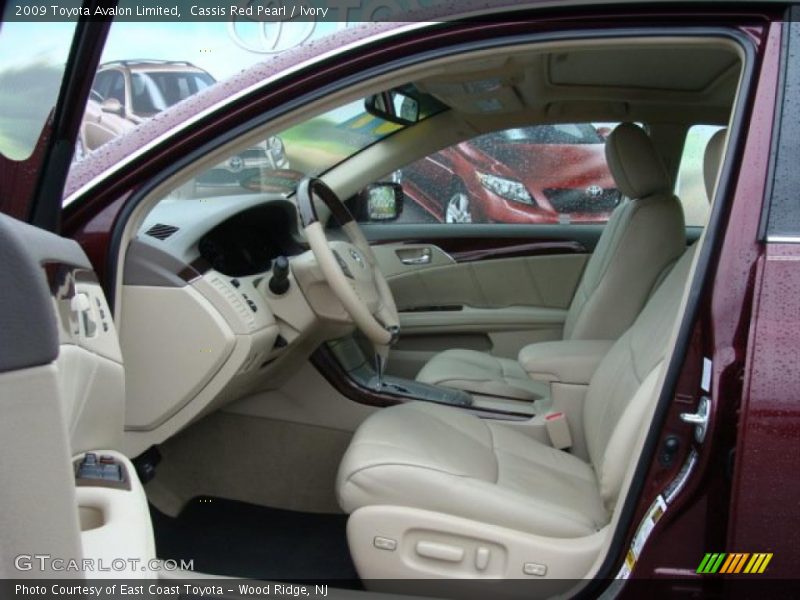 Cassis Red Pearl / Ivory 2009 Toyota Avalon Limited