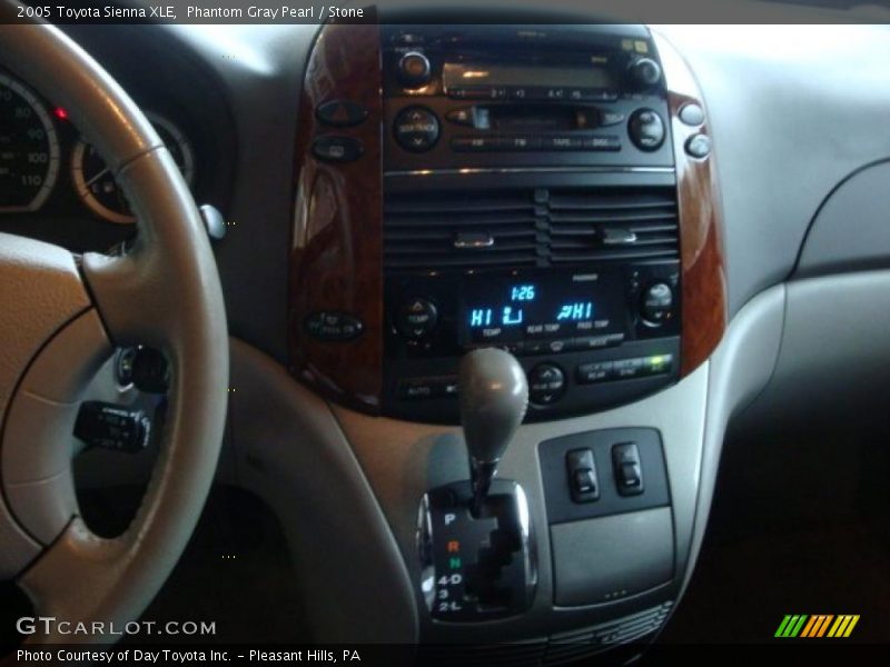 Phantom Gray Pearl / Stone 2005 Toyota Sienna XLE