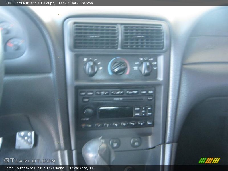 Black / Dark Charcoal 2002 Ford Mustang GT Coupe