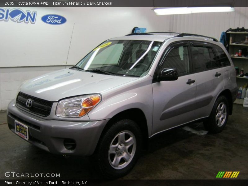 Titanium Metallic / Dark Charcoal 2005 Toyota RAV4 4WD