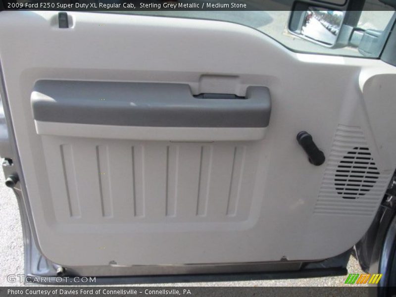 Sterling Grey Metallic / Medium Stone 2009 Ford F250 Super Duty XL Regular Cab