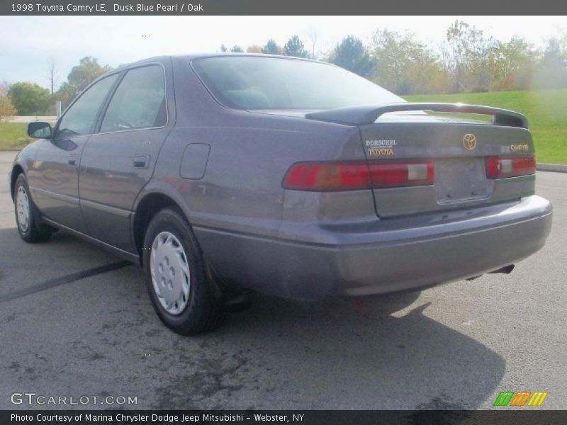 Dusk Blue Pearl / Oak 1998 Toyota Camry LE
