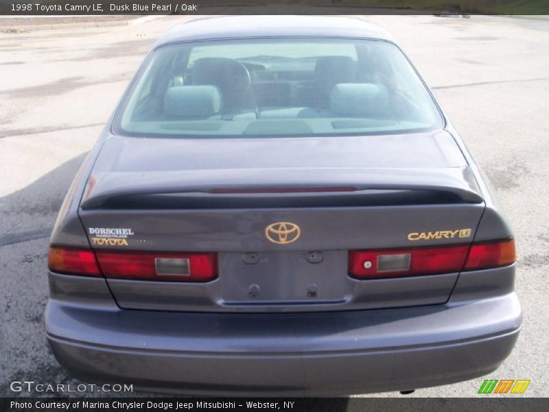 Dusk Blue Pearl / Oak 1998 Toyota Camry LE