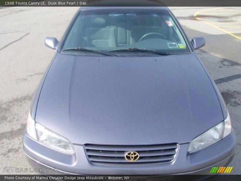 Dusk Blue Pearl / Oak 1998 Toyota Camry LE