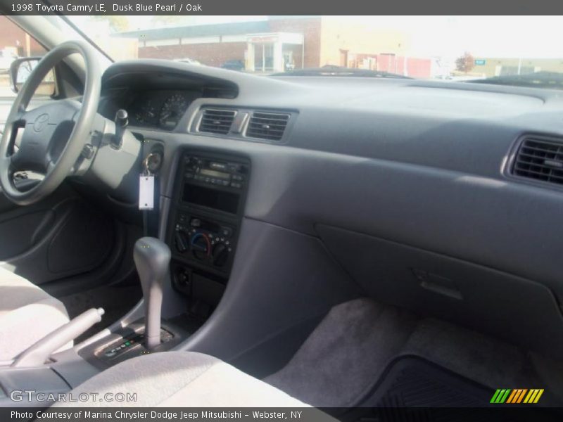 Dusk Blue Pearl / Oak 1998 Toyota Camry LE