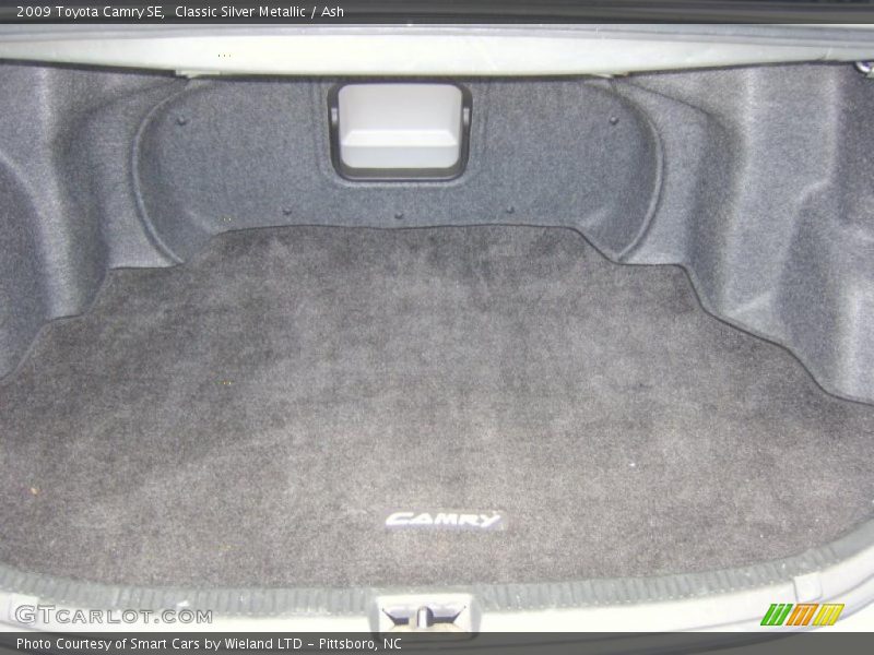 Classic Silver Metallic / Ash 2009 Toyota Camry SE