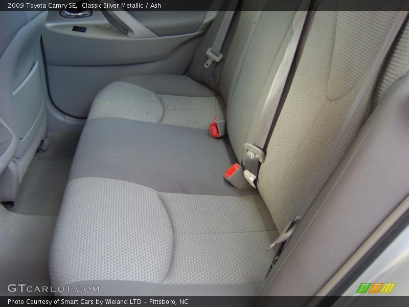 Classic Silver Metallic / Ash 2009 Toyota Camry SE