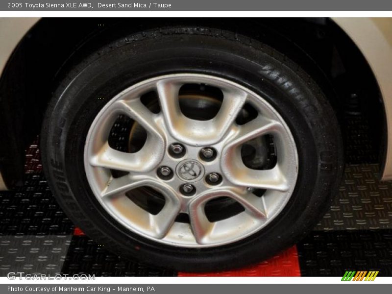 Desert Sand Mica / Taupe 2005 Toyota Sienna XLE AWD