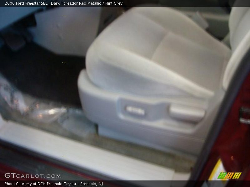 Dark Toreador Red Metallic / Flint Grey 2006 Ford Freestar SEL