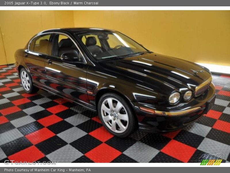 Ebony Black / Warm Charcoal 2005 Jaguar X-Type 3.0