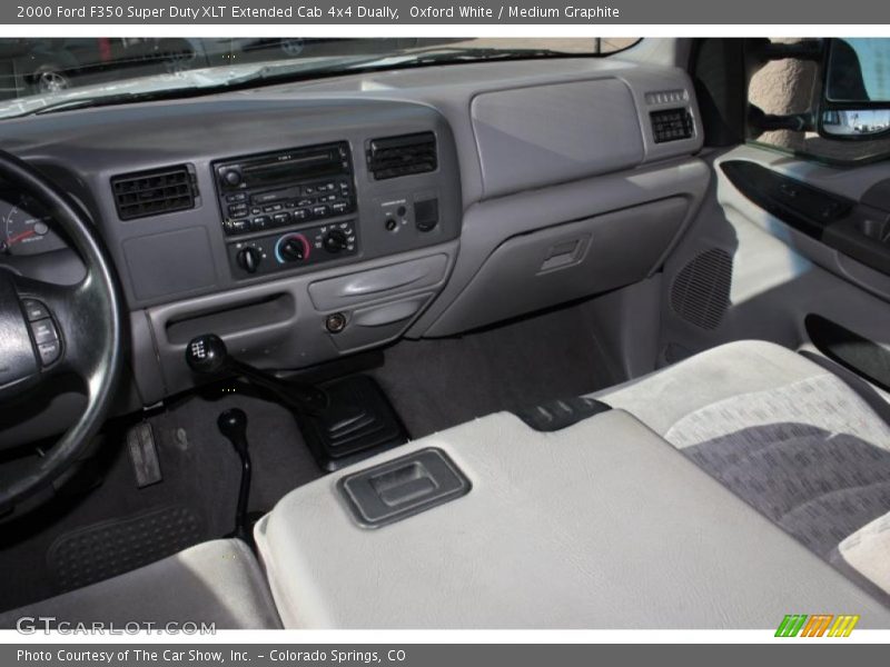 Oxford White / Medium Graphite 2000 Ford F350 Super Duty XLT Extended Cab 4x4 Dually