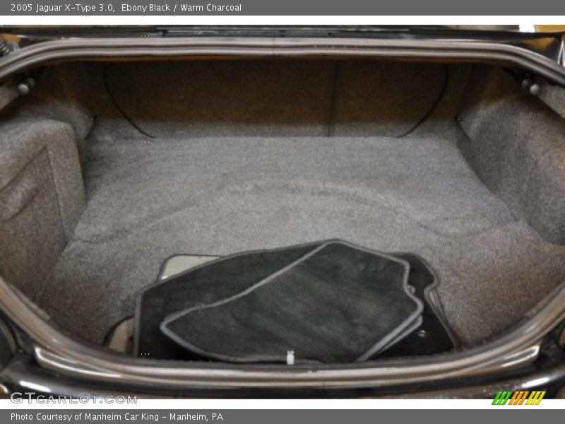 2005 X-Type 3.0 Trunk