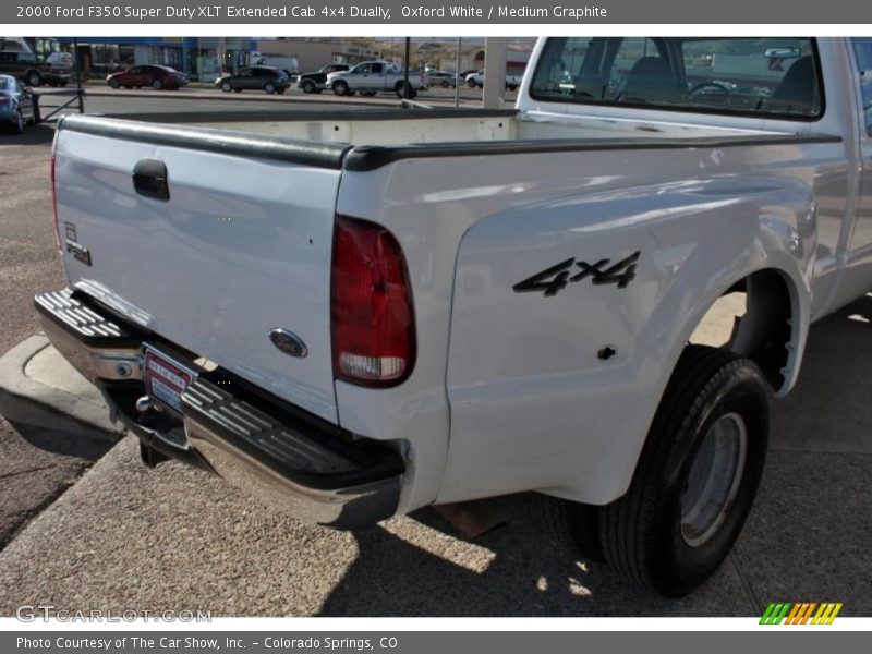 Oxford White / Medium Graphite 2000 Ford F350 Super Duty XLT Extended Cab 4x4 Dually