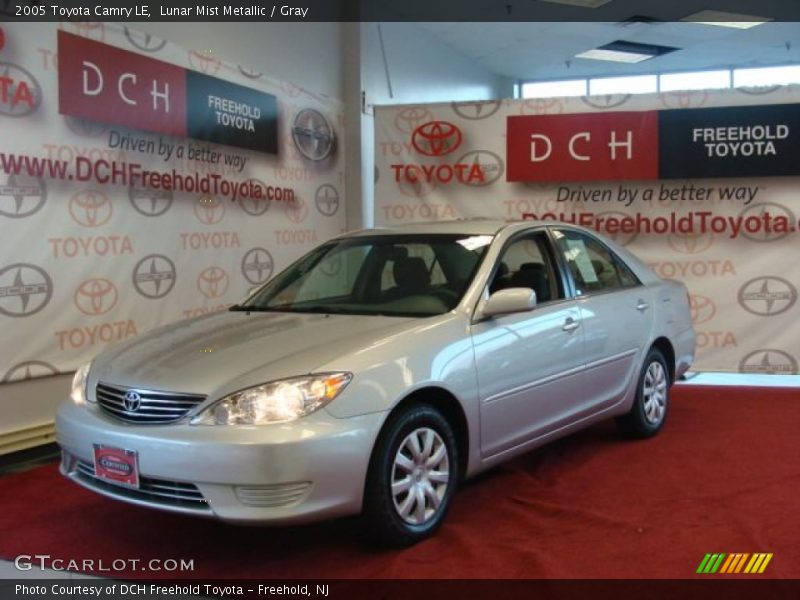 Lunar Mist Metallic / Gray 2005 Toyota Camry LE