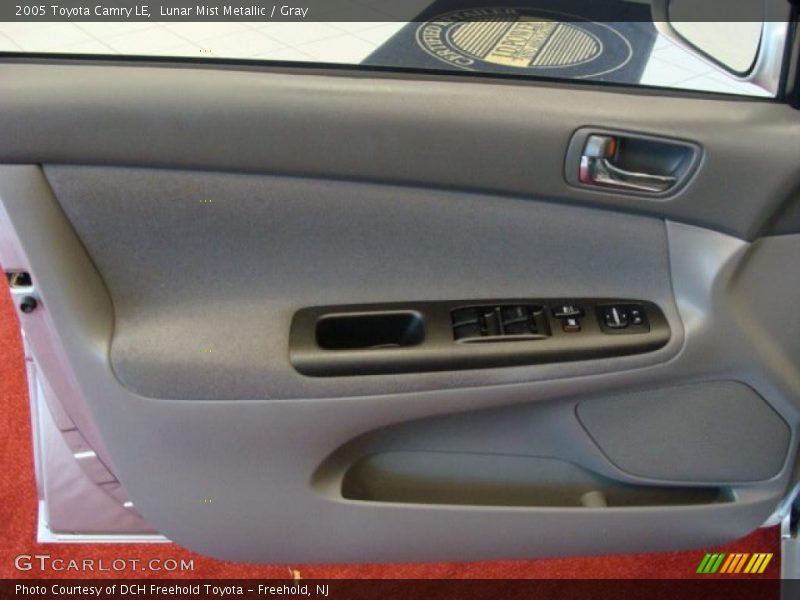 Lunar Mist Metallic / Gray 2005 Toyota Camry LE