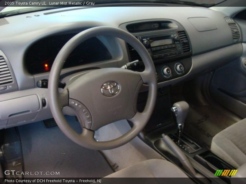 Lunar Mist Metallic / Gray 2005 Toyota Camry LE