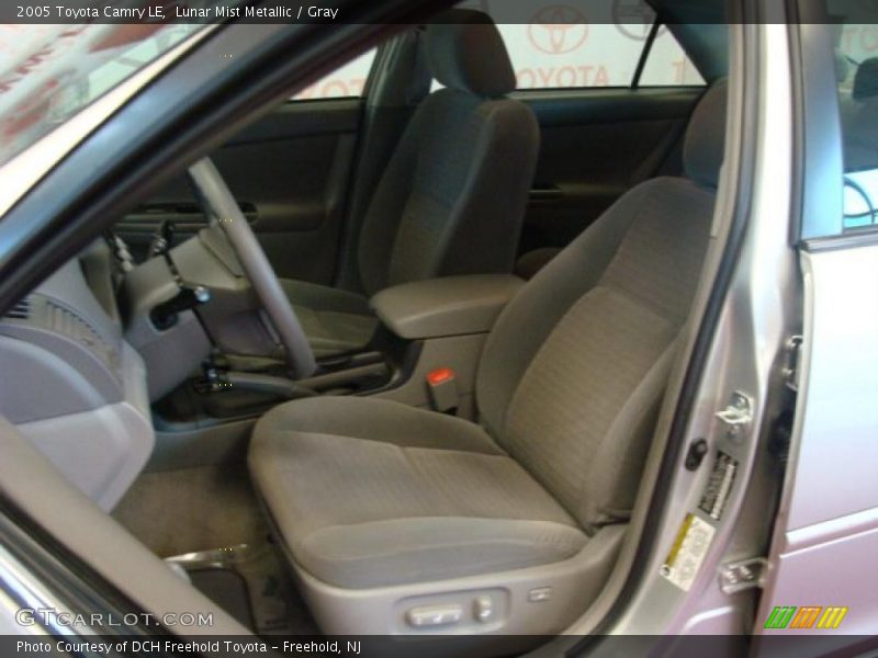 Lunar Mist Metallic / Gray 2005 Toyota Camry LE