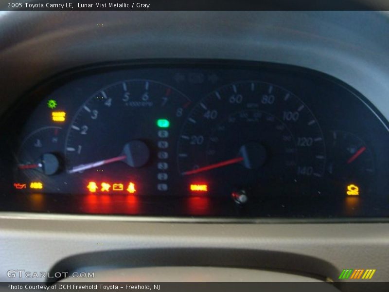 Lunar Mist Metallic / Gray 2005 Toyota Camry LE