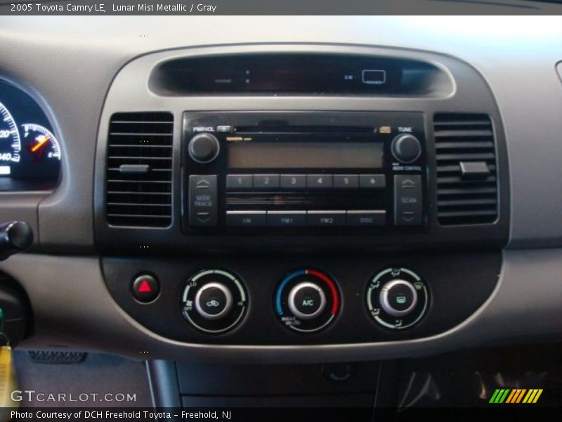 Lunar Mist Metallic / Gray 2005 Toyota Camry LE