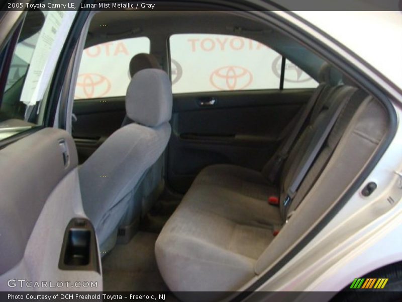 Lunar Mist Metallic / Gray 2005 Toyota Camry LE