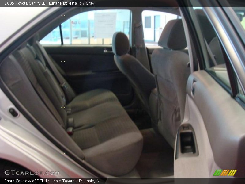 Lunar Mist Metallic / Gray 2005 Toyota Camry LE