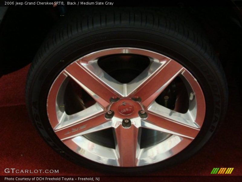  2006 Grand Cherokee SRT8 Wheel