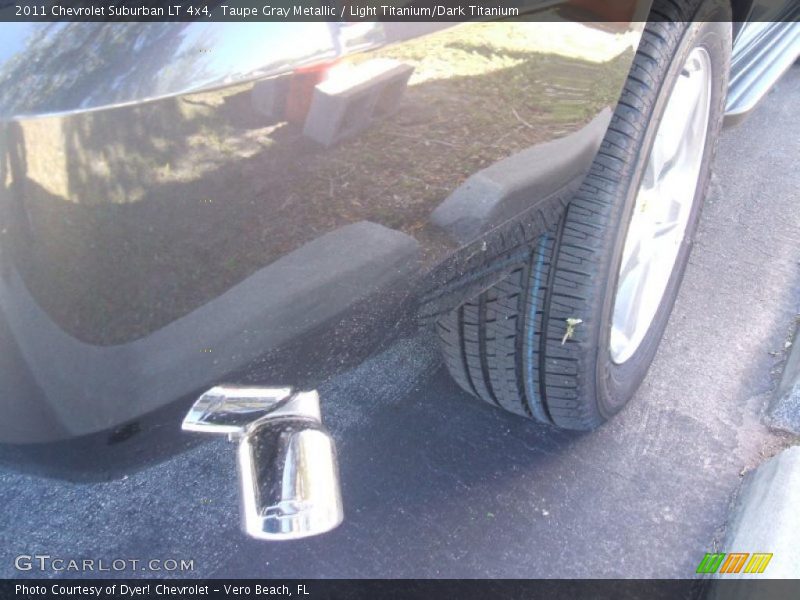 Taupe Gray Metallic / Light Titanium/Dark Titanium 2011 Chevrolet Suburban LT 4x4
