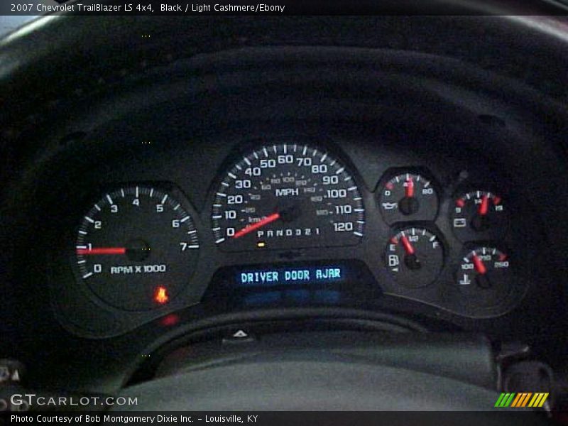 Black / Light Cashmere/Ebony 2007 Chevrolet TrailBlazer LS 4x4