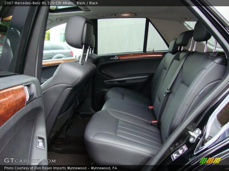  2007 ML 320 CDI 4Matic Black Interior