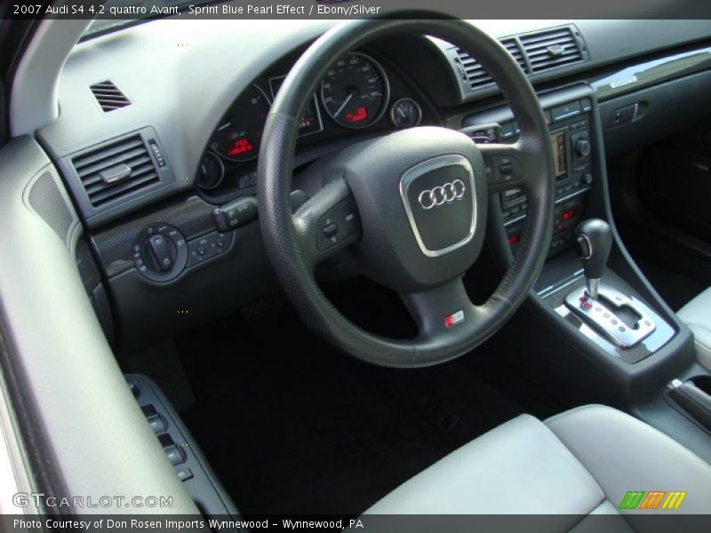  2007 S4 4.2 quattro Avant Steering Wheel