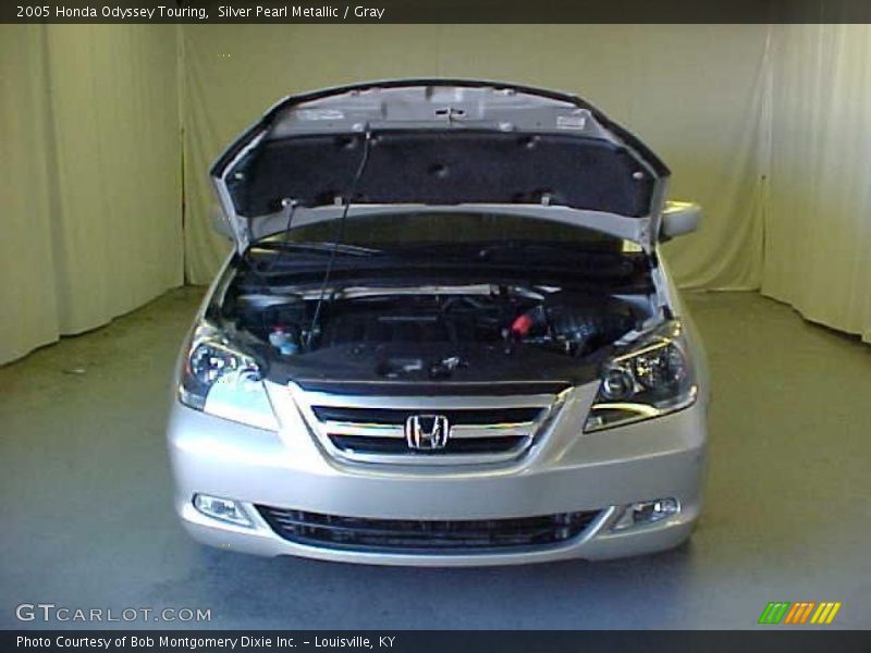Silver Pearl Metallic / Gray 2005 Honda Odyssey Touring